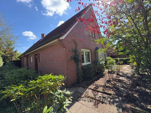 Haus zum Kauf 259.000 € 6 Zimmer 220 m² 1.105 m² Grundstück frei ab sofort Reilstrasse 2 Westrhauderfehn Rhauderfehn 26817