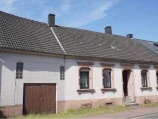 Haus zum Kauf 160.000 € 4 Zimmer 90 m² 1.145 m² Grundstück frei ab sofort Altstadt Kirkel 66459