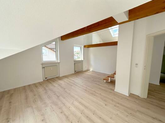 Wohnung zur Miete 850 € 2,5 Zimmer 74 m² Gerbrunn 97218