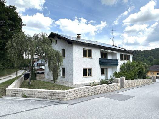 Einfamilienhaus zum Kauf 529.000 € 8 Zimmer 231,4 m² 895 m² Grundstück frei ab sofort Zum Fischerberg 12 Traidendorf Kallmünz 93183