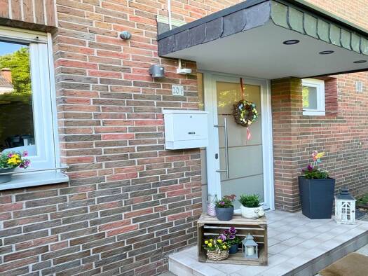 Reihenmittelhaus zum Kauf 198.000 € 4 Zimmer 95 m² 219 m² Grundstück Bergen 29303