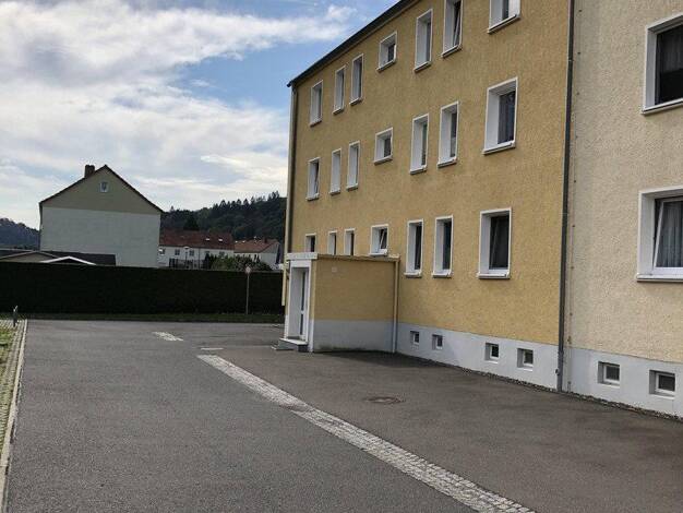 Wohnung zur Miete 305 € 2 Zimmer 49 m² EG frei ab sofort Schlottwitz Glashütte 01768