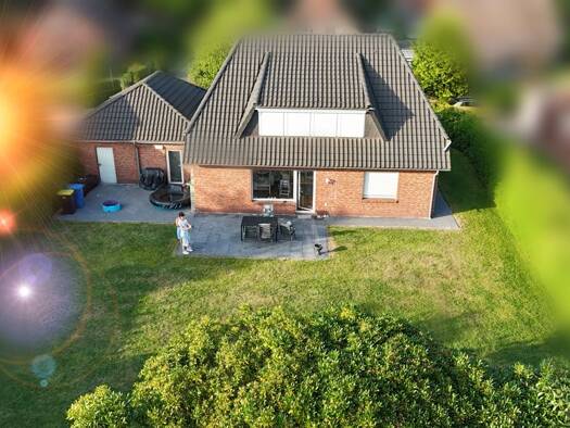 Mehrfamilienhaus zum Kauf 285.000 € 5 Zimmer 130,4 m² 731 m² Grundstück Barßelermoor Barßel 26676