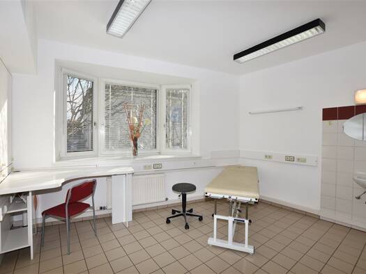 Praxis zur Miete 698 € 4 Zimmer 88,1 m² Bürofläche teilbar ab 58,7 m² Lend Graz 8020