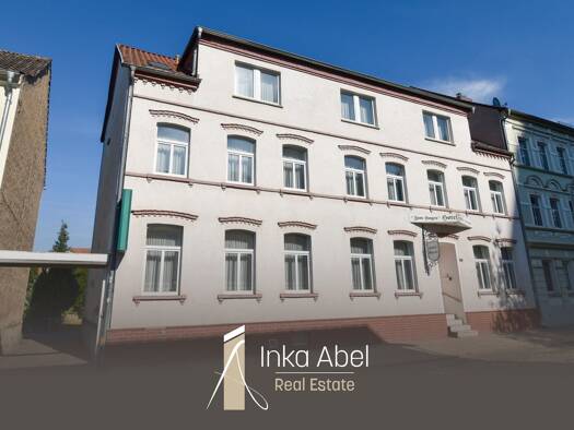 Haus zum Kauf 250.000 € 14 Zimmer 740 m² 1.023 m² Grundstück Burg Burg 39288