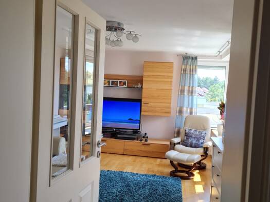 Wohnung zur Miete 950 € 3,5 Zimmer 76 m² Geschoss 7/8 frei ab 01.10.2026 Hessenstraße Lindleinsmühle Würzburg 97078