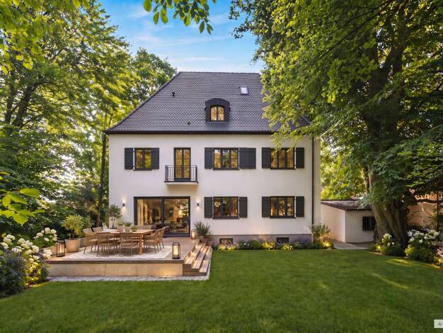 Villa zum Kauf 1.480.000 € 9 Zimmer 249 m² 825 m² Grundstück Dachau Dachau 85221