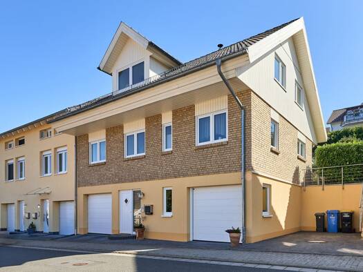 Doppelhaushälfte zum Kauf 645.000 € 5 Zimmer 150,4 m² 409 m² Grundstück frei ab 01.10.2026 Bad Schwalbach Bad Schwalbach 65307