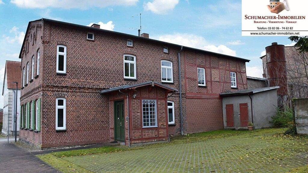 Einfamilienhaus zum Kauf 129.000 € 7 Zimmer 170 m² 474 m² Grundstück Gnoien 17179