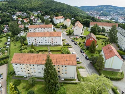Wohnung zur Miete 374 € 3 Zimmer 57,4 m² 3. Geschoss Georg-Friedrich-Händel-Straße 26 Suhl 98529