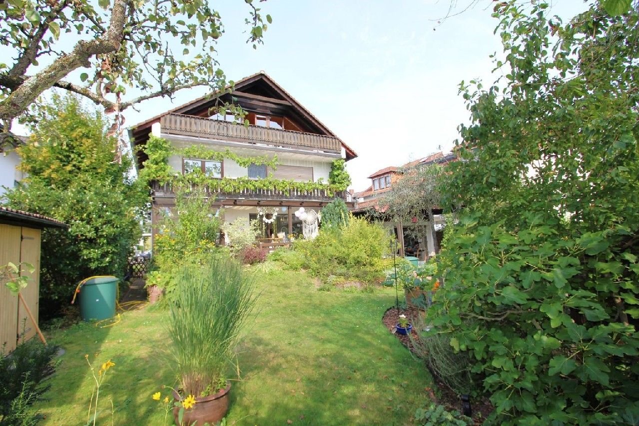 Mehrfamilienhaus zum Kauf 835.000 € 11 Zimmer 320 m²<br/>Wohnfläche 539 m²<br/>Grundstück Obertshausen Obertshausen 63179