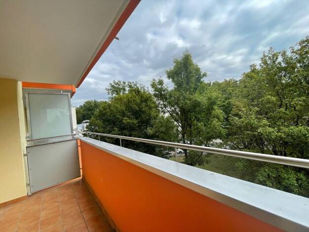 Wohnung zur Miete 825 € 2 Zimmer 74 m² 2. Geschoss frei ab 01.12.2026 Weiltinger Straße 14 Neuröthenbach Nürnberg 90449