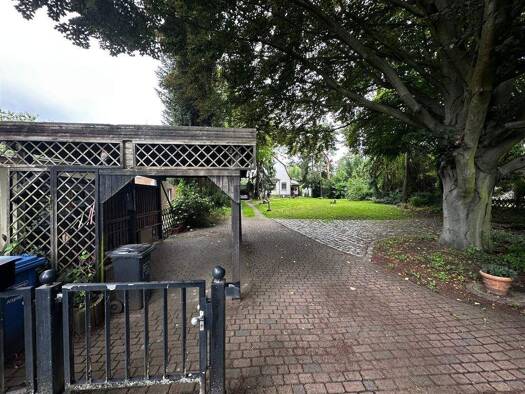 Einfamilienhaus zum Kauf 595.000 € 4 Zimmer 120 m² 1.088 m² Grundstück Dramburger Straße 52 Biesdorf Berlin 12683