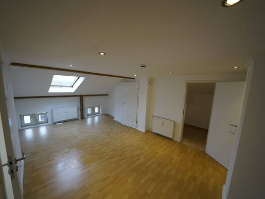 Wohnung zur Miete 580 € 3 Zimmer 54 m² Geschoss 2/3 frei ab 01.02.2026 Lindenstraße 48a St. Lorenz Süd Lübeck 23558