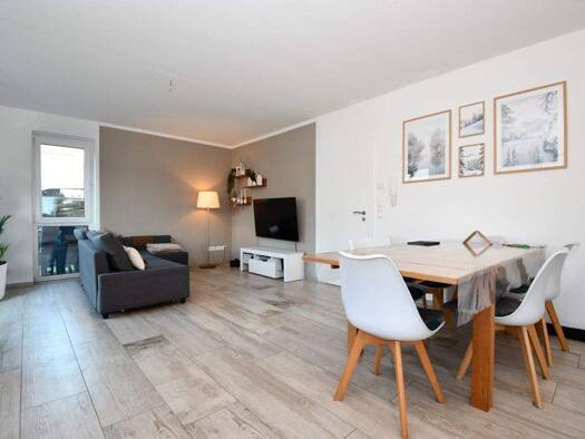 Einfamilienhaus zur Miete 1.050 € 3 Zimmer 92 m² frei ab 01.04.2026 Friesoythe 26169