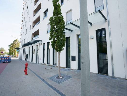 Ladenfläche zur Miete provisionsfrei 18 € 122,8 m² Verkaufsfläche Gebbertstraße 125 Erlangen-Süd Erlangen 91058