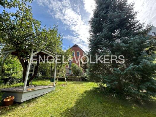 Einfamilienhaus zum Kauf 298.000 € 7 Zimmer 132 m² 1.010 m² Grundstück Pöhl 08543