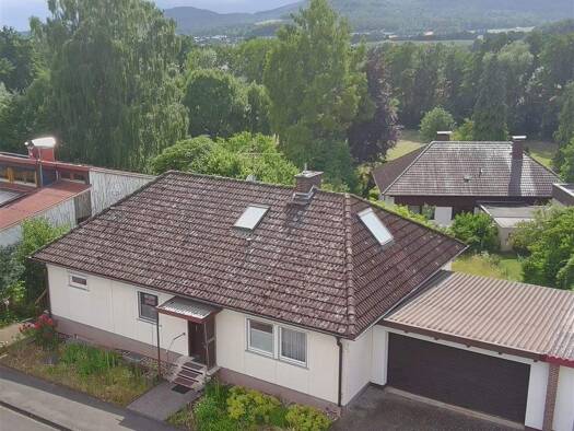 Einfamilienhaus zum Kauf 338.000 € 9 Zimmer 186 m² 753 m² Grundstück frei ab sofort Altenritte Baunatal 34225