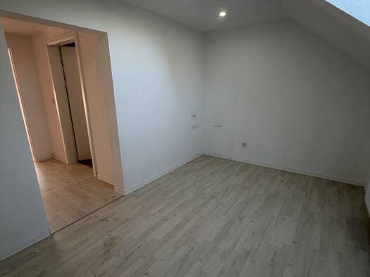 Wohnung zur Miete 510 € 2 Zimmer 35 m² Schiffweiler Schiffweiler 66578