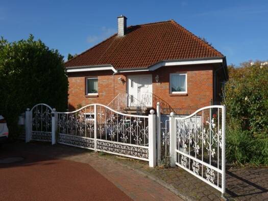 Einfamilienhaus zum Kauf provisionsfrei 679.000 € 3 Zimmer 115 m² 723 m² Grundstück frei ab sofort Neustadt Neustadt in Holstein 23730