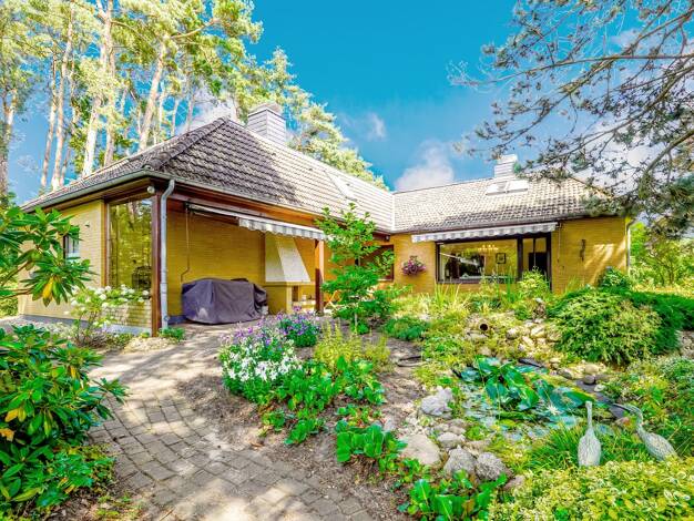 Einfamilienhaus zum Kauf 649.000 € 5 Zimmer 195 m² 1.600 m² Grundstück Adendorf Adendorf 21365