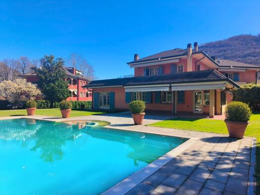 Villa zum Kauf 780.000 € 4 Zimmer 466 m² 2.000 m² Grundstück frei ab sofort corso Roma Gravellona Toce