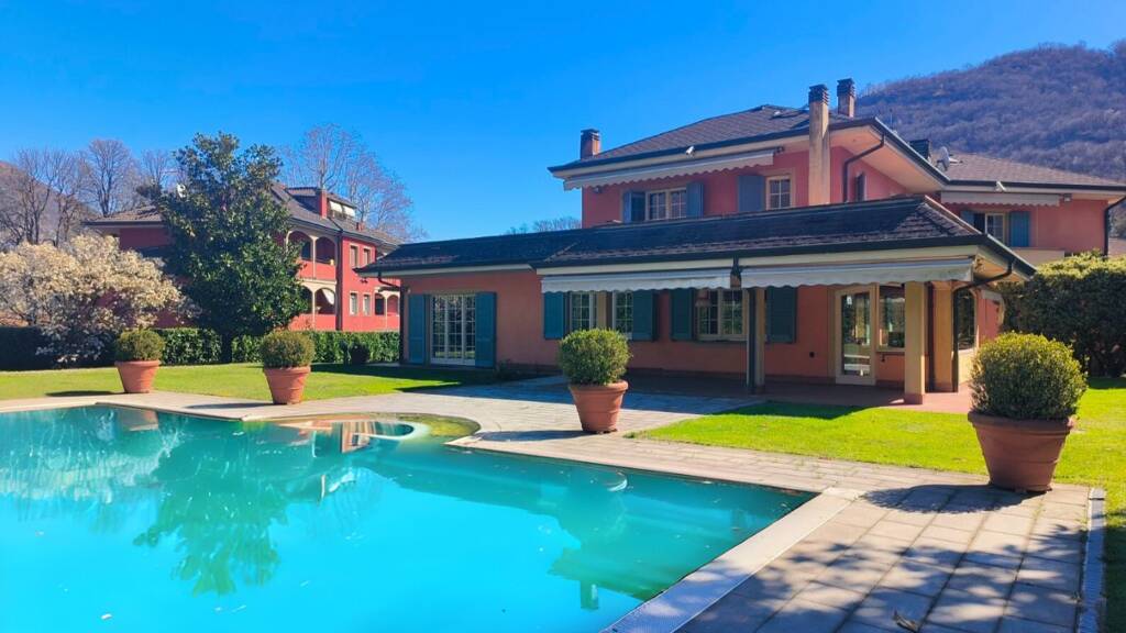 Villa zum Kauf 780.000 € 4 Zimmer 466 m² 2.000 m² Grundstück frei ab sofort corso Roma Gravellona Toce