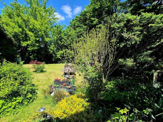 Doppelhaushälfte zum Kauf 264.000 € 6 Zimmer 180 m² 726 m² Grundstück frei ab 01.03.2026 Bitterfeld Bitterfeld-Wolfen 06749