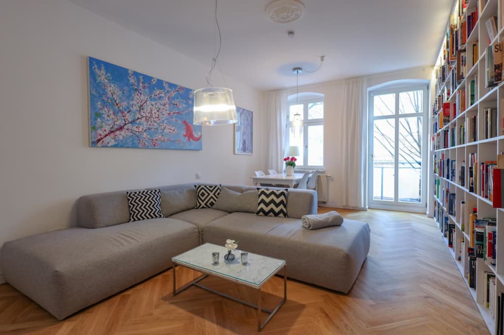 Wohnung zur Miete Wohnen auf Zeit 2.400 € 2 Zimmer 65 m²<br/>Wohnfläche 19.12.2024<br/>Verfügbarkeit Lychener Straße Prenzlauer Berg Berlin 10437