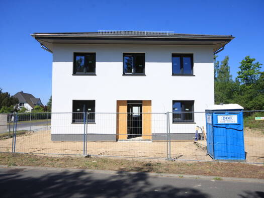 Einfamilienhaus zum Kauf - Erstbezug 895.000 € 6 Zimmer 159 m² 583 m² Grundstück Falkensee 14612