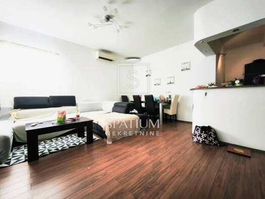 Wohnung zur Miete 1.000 € 3 Zimmer 75 m² Baderna, Porec Baderna - Mompaderno