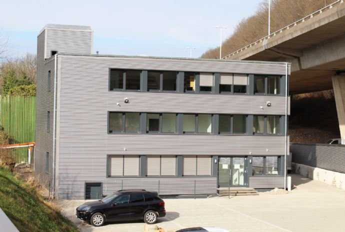 Produktionshalle zur Miete 1.500 € 218 m²<br/>Lagerfläche Eilpe-Nord Hagen 58091