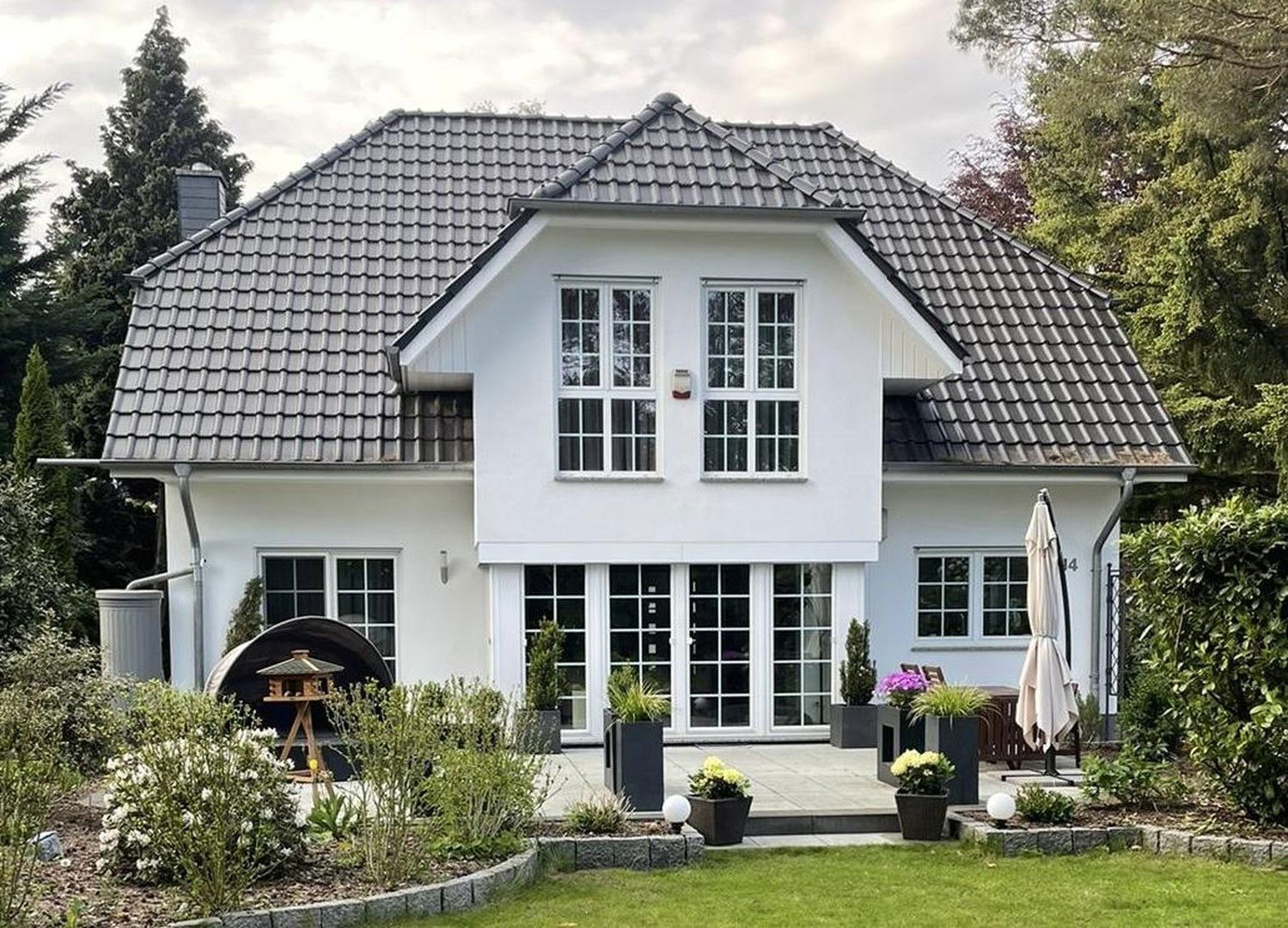 Einfamilienhaus zum Kauf provisionsfrei 1.199.000 € 8 Zimmer 225 m²<br/>Wohnfläche 1.000 m²<br/>Grundstück Groß Glienicke Potsdam OT Groß Glienicke 14476