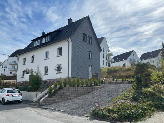 Mehrfamilienhaus zum Kauf 539.000 € 12 Zimmer 280 m² 770 m² Grundstück Neheim-Hüsten Arnsberg 59755