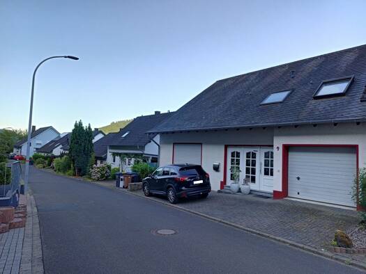 Wohnung zur Miete 710 € 3 Zimmer 83 m² Geschoss 1/3 frei ab sofort Moselkern 56254