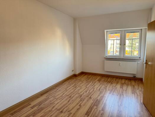 Wohnung zur Miete 300 € 2 Zimmer 52,2 m² 3. Geschoss Marienthaler Straße 47 Marienthal Zwickau 08060