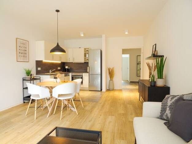 Wohnung zur Miete 976 € 4 Zimmer 101,1 m² EG frei ab sofort Erich-Kästner-Str. 2a Soltau 29614