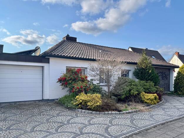 Bungalow zum Kauf 685.000 € 5 Zimmer 165,3 m² 646 m² Grundstück Kaarst-Nord Kaarst 41564