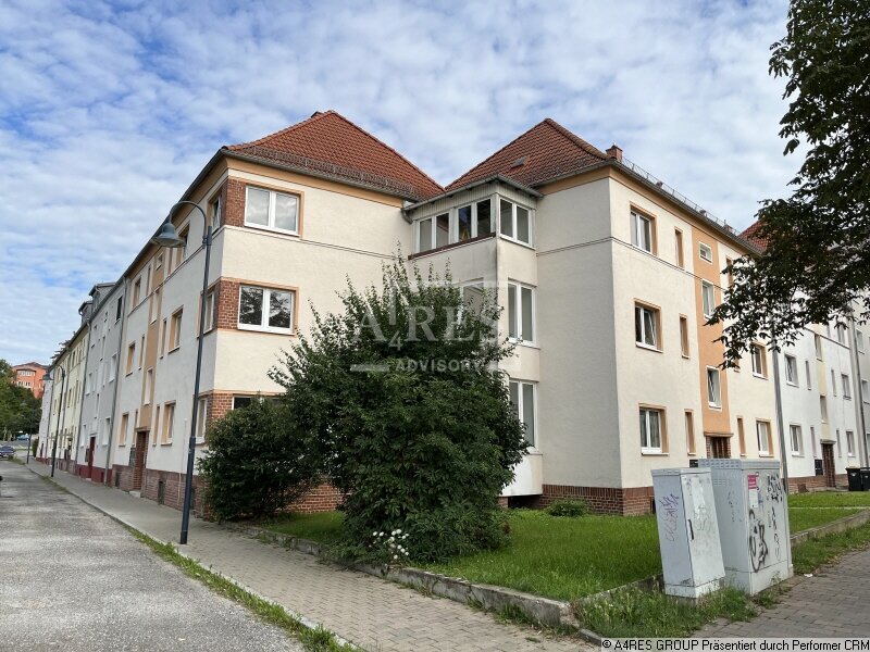 Mehrfamilienhaus zum Kauf als Kapitalanlage geeignet 300.000 € 593,1 m²<br/>Wohnfläche 525 m²<br/>Grundstück Naumburg Naumburg 06618