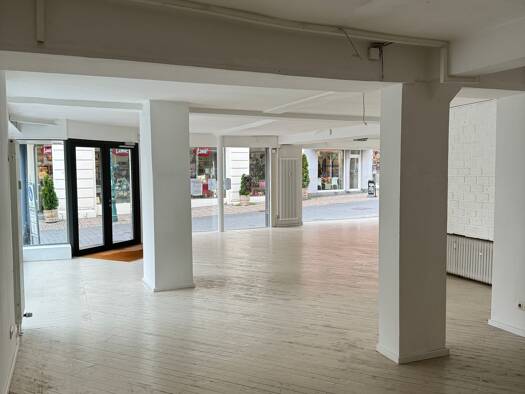 Laden zur Miete 3.000 € 150 m² Verkaufsfläche Innenstadt Fulda 36037