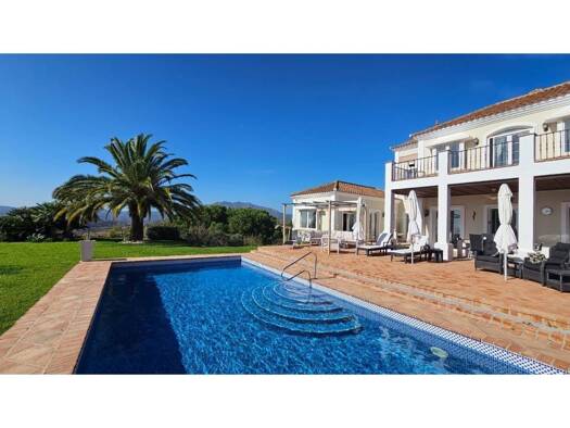 Chalet zum Kauf - Erstbezug 1.850.000 € 4 Zimmer 486 m² Mijas 29649