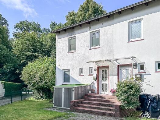 Reihenendhaus zum Kauf 299.000 € 4 Zimmer 80 m² 200 m² Grundstück Am Ohlendorffturm 45 f Rahlstedt Wandsbek 22149