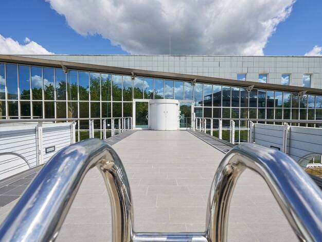 Bürofläche zur Miete 7,47 € 683 m² Bürofläche teilbar ab 300 m² Alter Postweg 15 Buxtehude Buxtehude 21614