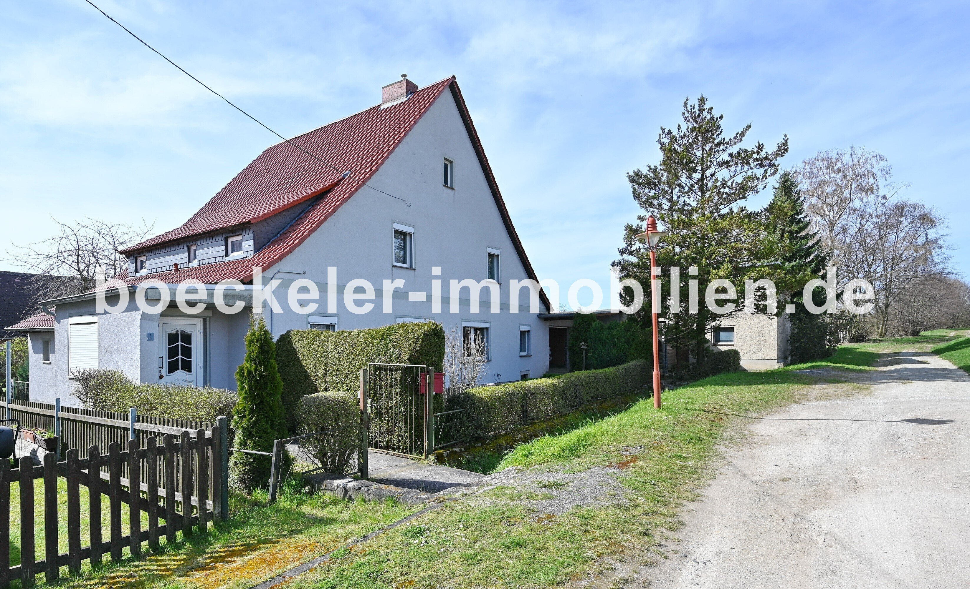 Mehrfamilienhaus zum Kauf 129.000 € 7 Zimmer 140 m²<br/>Wohnfläche 550 m²<br/>Grundstück Pomnitz Bad Kösen 06628