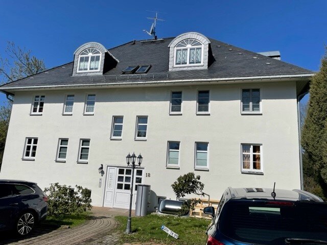 Wohnung zur Miete 700 € 3 Zimmer 95 m²<br/>Wohnfläche 1.<br/>Geschoss 01.11.2024<br/>Verfügbarkeit Waldstraße 18 Augustusburg Augustusburg 09573