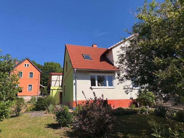 Einfamilienhaus zum Kauf 99.900 € 98,2 m² 539 m² Grundstück frei ab sofort Weststraße 10 Schweina Bad Liebenstein 36448