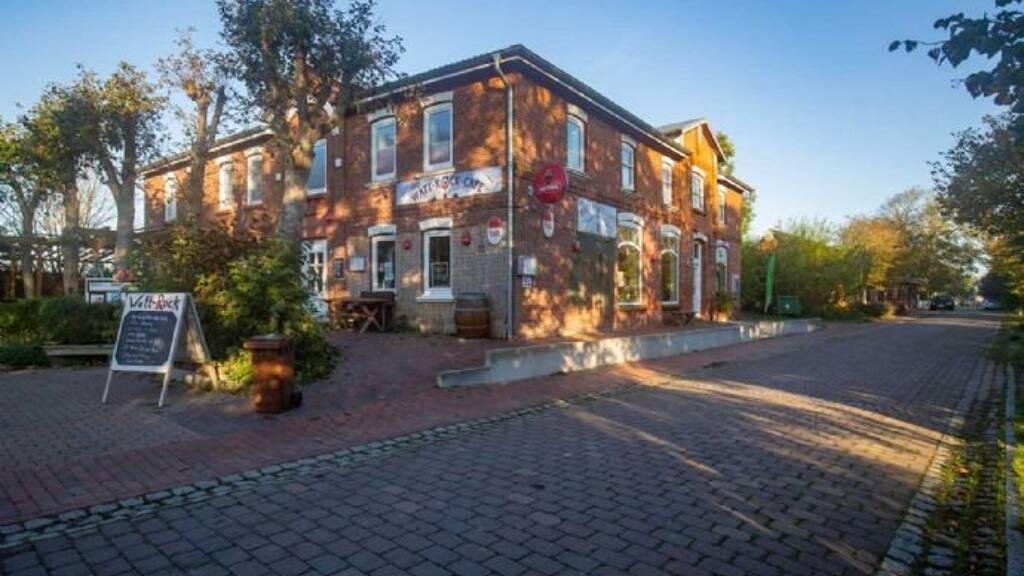 Mehrfamilienhaus zum Kauf 481.000 € 7 Zimmer 156 m² 800 m² Grundstück Tammensiel 31 Pellworm 25849