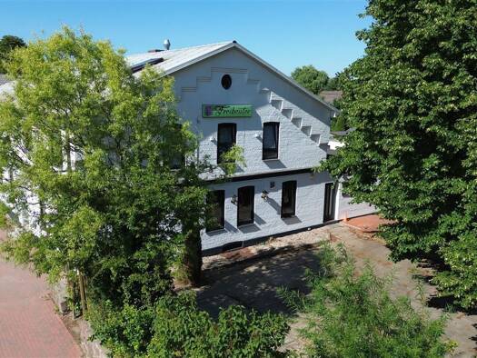 Mehrfamilienhaus zum Kauf als Kapitalanlage geeignet 1.099.000 € 19 Zimmer 630 m² 1.331 m² Grundstück Lütjensee 22952