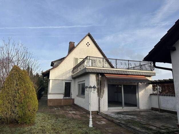 Einfamilienhaus zum Kauf 250.000 € 4 Zimmer 132 m² 500 m² Grundstück Neulussheim 68809