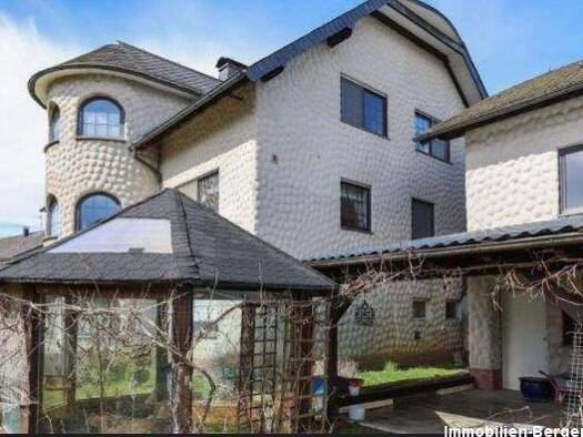 Einfamilienhaus zum Kauf 365.000 € 10 Zimmer 250 m² 1.388 m² Grundstück Medelon Medebach 59964